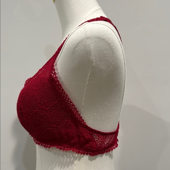 Victoria's Secret Vintage Size L Red Lace Bralette with Racerback - Picture 3 of 8